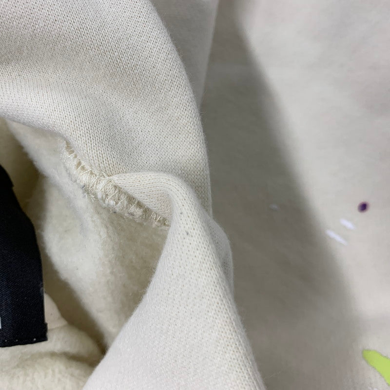 【中古品】【メンズ】 FOG ESSENTIALS エフオージーエッセンシャルズ ×THEATER8 シアターエイト BACK LOGO PAINT HOODIE バック ロゴ ペイント フーディ トップス スウェット トレーナー 142-260130-ya-15-izu サイズ：XS カラー：クリーム 万代Net店