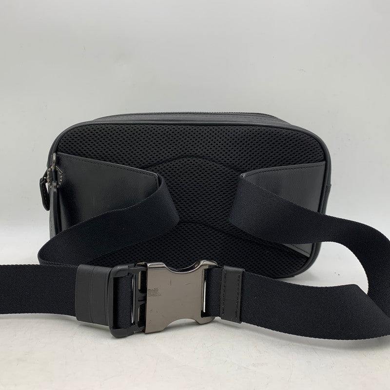 【中古品】【メンズ/レディース】 GRAHAM UTLTY PACK F37594 グラハム ユーティリティパック ボディバッグ 鞄 カバン 180-260202-ay-01-izu カラー：ブラック 万代Net店