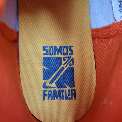 【中古美品】【メンズ】 DZ5354-045 DUNK HIGH SOMOS FAMILIA DIA DE MUERTOS ダンク ハイ ソモス ファミリア ディア デ ムエルトス スニーカー 靴 160-260201-tt-05-izu サイズ：29cm カラー：OFF NOIR/STARFISH-DK DRIFTWOOD 万代Net店