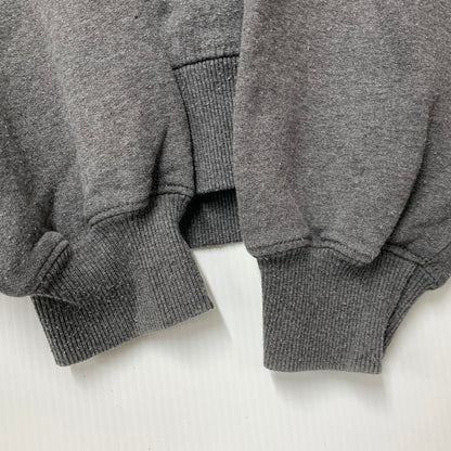 【中古品】【メンズ】 V GAZETTE SWEAT SHIRT Vガゼット スウェットシャツ メキシコ製 トレーナー 長袖 トップス 146-260203-as-19-izu サイズ：XL カラー：グレー 万代Net店
