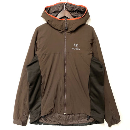 【中古品】【メンズ】 10857-59332 ATOM LT HOODY アトム LT フーディ ジャケット アウター 144-260201-kh-24-izu サイズ：L カラー：ブラウン 万代Net店