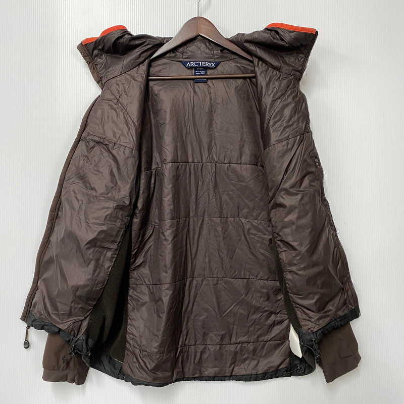 【中古品】【メンズ】 10857-59332 ATOM LT HOODY アトム LT フーディ ジャケット アウター 144-260201-kh-24-izu サイズ：L カラー：ブラウン 万代Net店