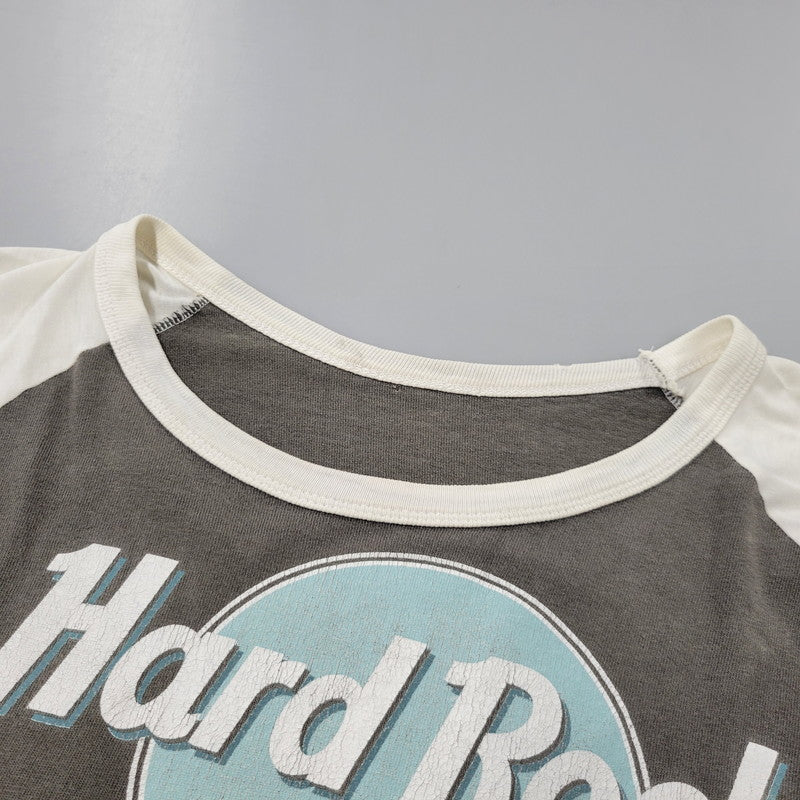 【現状渡し品】【メンズ】 HARD ROCK CAFE ハードロックカフェ RAGLAN SLEEVE TEE ラグラン スリーブ Tシャツ 146-260801-as-20-izu カラー：グレー×ホワイト 万代Net店