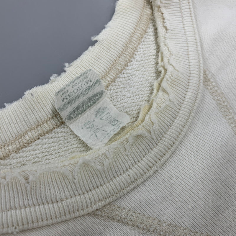 【現状渡し品】【メンズ】 DELUXE WARE デラックスウエア "D.L.X.R BRASSS CITY RAMBLERS"前V SWEATSHIRT スウェットシャツ トップス 長袖 145-260214-cs-02-izu サイズ：M カラー：ホワイト 万代Net店