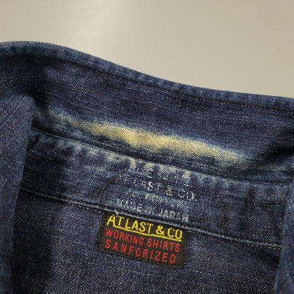 【中古品】【メンズ】 AT LAST&CO アットラスト WORKING DENIM ワーキング デニム LS SHIRT ロングスリーブ シャツ　トップス 長袖 145-260311-ya-06-izu サイズ：下記参照 カラー：インディゴ 万代Net店