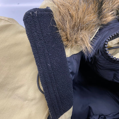 【中古品】【メンズ】 BEAR USA ベアーユーエスエー MOUNTAIN DOWN PARKA マウンテンダウンパーカー アウター 146-260211-tt-07-izu サイズ：L カラー：ベージュ系 万代Net店