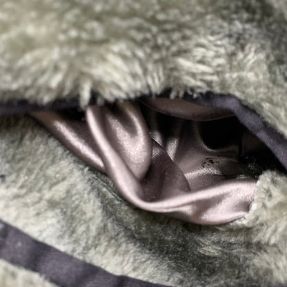 【中古品】【メンズ】 KARL KANI カールカナイ FLEECE ZIP PARKA フリース ジップ パーカー トップス 長袖 146-260214-cs-23-izu サイズ：S カラー：カーキ系 万代Net店