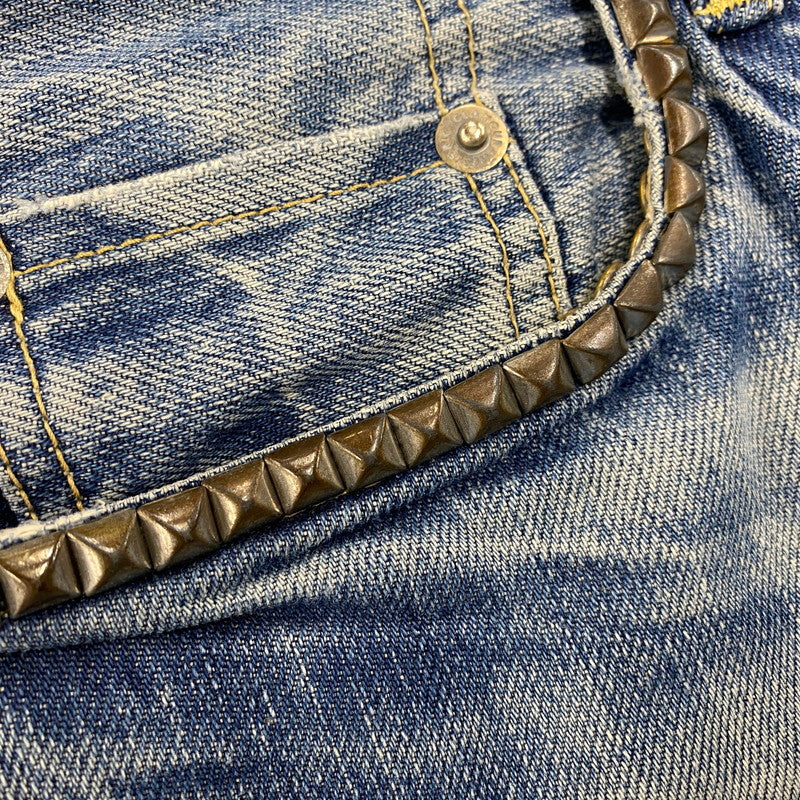 【現状渡し品】【メンズ】 STUDS CRASH DENIM PANTS スタッズ クラッシュ デニム パンツ ボトムス ズボン 151-260212-cs-03-izu サイズ：W30 L32 カラー：インディゴ 万代Net店