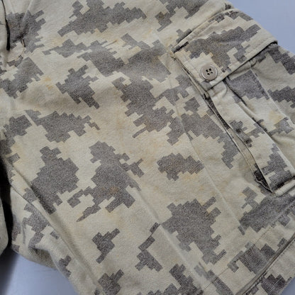【現状渡し品】【メンズ】 STUSSY OUTDOOR ステューシー DIGITAL CAMO CARGO SHORTS デジタルカモ カーゴ ショーツ USA製 紺タグ ショートパンツ 153-260223-as-13-izu サイズ：30 カラー：ベージュ系 万代Net店