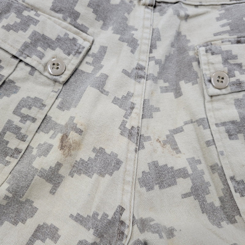 【現状渡し品】【メンズ】 STUSSY OUTDOOR ステューシー DIGITAL CAMO CARGO SHORTS デジタルカモ カーゴ ショーツ USA製 紺タグ ショートパンツ 153-260223-as-13-izu サイズ：30 カラー：ベージュ系 万代Net店