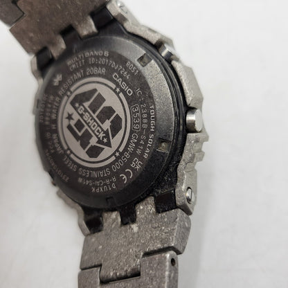 【中古品】【メンズ/レディース】 GMW-B5000PS-1JR 40TH ANNIVERSARY RECRYSTALLIZED 5000 SERIES FULL METAL TOUGH SOLAR WATCH フルメタルタッチソーラーウォッチ 時計 196-260222-tt-03-izu サイズ：49.3 × 43.2 × 13 mm カラー：グレー 万代Net店