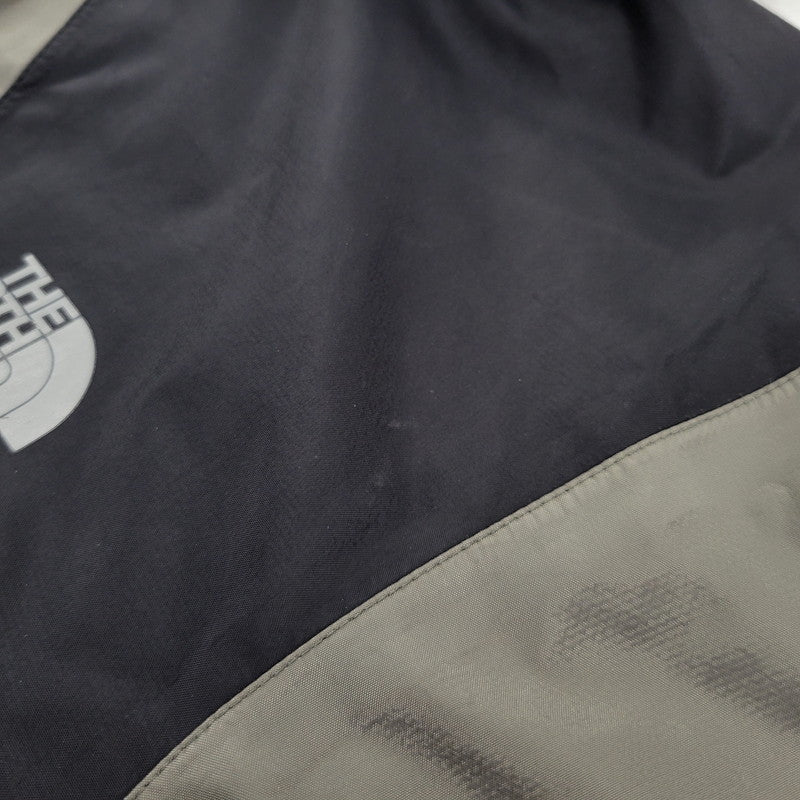 【現状渡し品】【メンズ】 GORE-TEX MOUNTAIN PARKA NP10311 ゴアテックス マウンテンパーカ ジャケット アウター 144-260223-as-05-izu サイズ：M カラー：グレー×ブラック 万代Net店