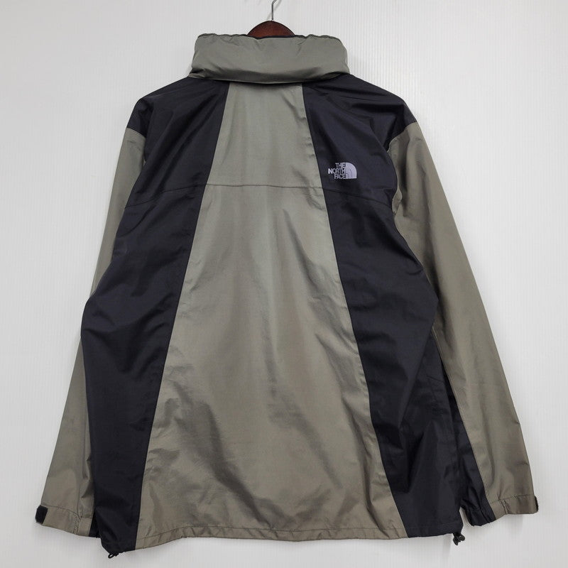 【現状渡し品】【メンズ】 GORE-TEX MOUNTAIN PARKA NP10311 ゴアテックス マウンテンパーカ ジャケット アウター 144-260223-as-05-izu サイズ：M カラー：グレー×ブラック 万代Net店