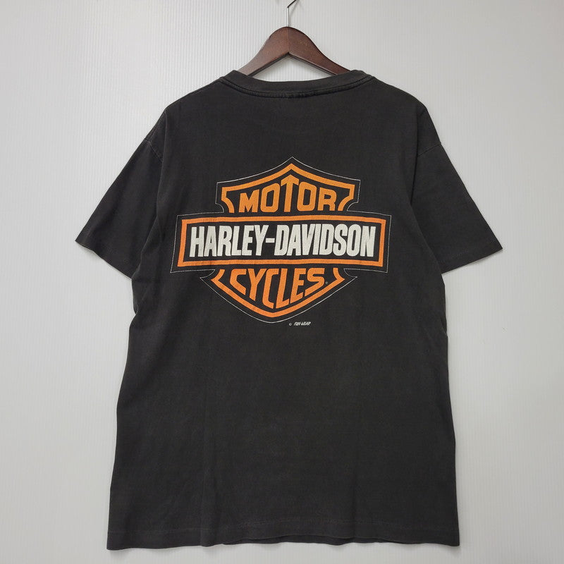 【中古品】【メンズ】 HARLEY-DAVIDSON ハーレーダビッドソン 両シングル OFF THE SCALE PRINT SS TEE オフ ザ スケール プリント ショートスリーブ Tシャツ 半袖 トップス 146-260329-kh-01-izu サイズ：M カラー：ブラック 万代Net店