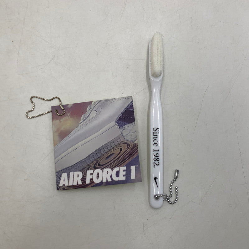 【中古美品】【メンズ】 AIR FORCE 1 LOW RETRO DJ3911-102 エア フォース 1 ロー レトロ スニーカー シューズ 靴 160-260226-as-06-izu サイズ：27.5cm カラー：WHITE/UNIVERSITY RED 万代Net店