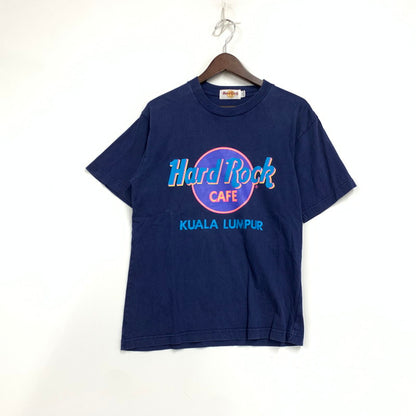 【中古品】【メンズ】 HARD ROCK CAFE ハードロックカフェ KUALA LUMPUR PRINT SS TEE プリント ショートスリーブ Tシャツ トップス 半袖 146-260731-cs-19-izu サイズ：S カラー：ネイビー 万代Net店