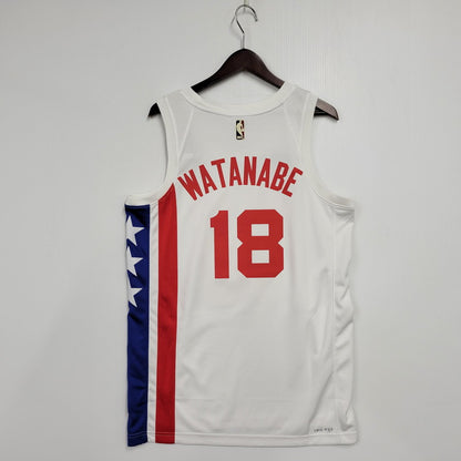 【中古美品】【メンズ】 NIKE ナイキ DO9485-100 BROOKLYN NETS CLASSIC JERSEY ＃18渡邊雄太 ブルックリンネッツ クラシック ジャージ ユニフォーム 148-260227-kh-01-izu サイズ：M カラー：ホワイト 万代Net店
