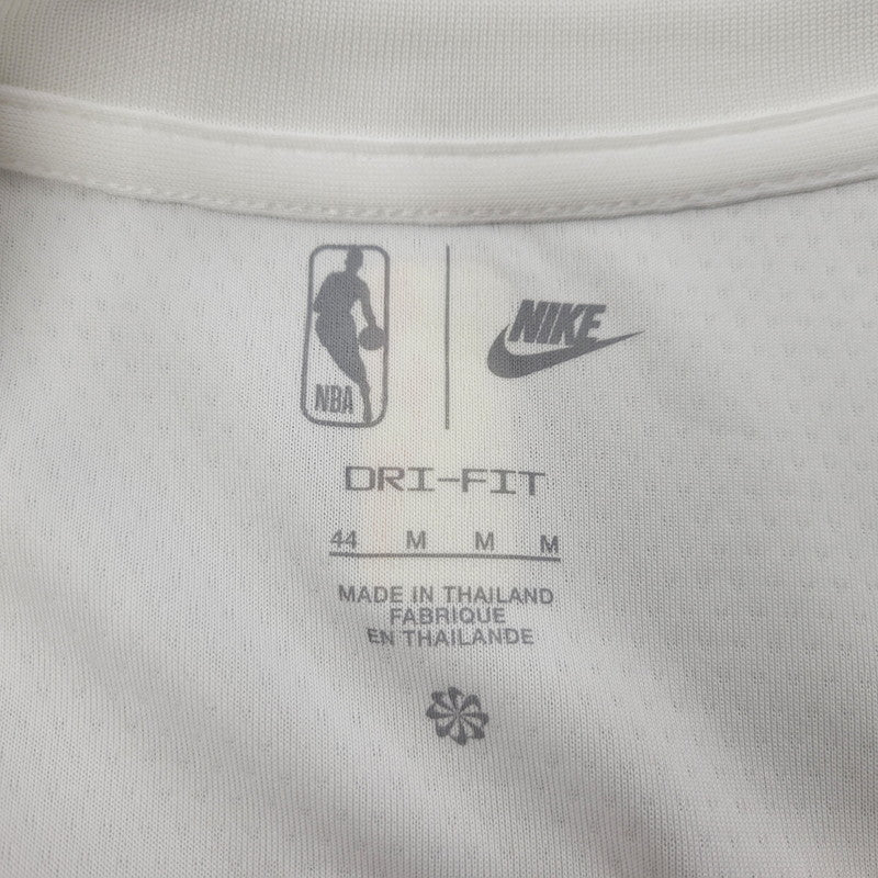 【中古美品】【メンズ】 NIKE ナイキ DO9485-100 BROOKLYN NETS CLASSIC JERSEY ＃18渡邊雄太 ブルックリンネッツ クラシック ジャージ ユニフォーム 148-260227-kh-01-izu サイズ：M カラー：ホワイト 万代Net店