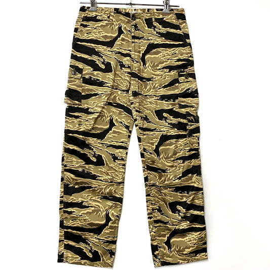 【中古品】【メンズ】 The REAL McCOY'S ザリアルマッコイズ TIGER CAMO TROUSERS PANTS タイガーカモ トラウザーズパンツ ボトムス 156-260301-as-27-izu サイズ：R-M カラー：マルチカラー 万代Net店