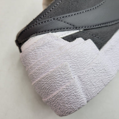 【中古品】【メンズ】 × SACAI サカイ DD1877-002 BLAZER LOW ブレーザー ロウ スニーカー シューズ 靴 160-260310-ya-14-izu サイズ：27.5cm カラー：IRON GREY/WHITE-WHITE 万代Net店