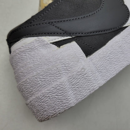 【中古品】【メンズ】 × SACAI サカイ DD1877-002 BLAZER LOW ブレーザー ロウ スニーカー シューズ 靴 160-260310-ya-14-izu サイズ：27.5cm カラー：IRON GREY/WHITE-WHITE 万代Net店
