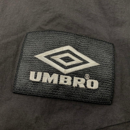 【中古品】【メンズ】 UMBRO アンブロ ULUQJK30 NYLON TRACK JACKET ナイロン トラック ジャケット アウター 148-260310-ya-05-izu サイズ：S カラー：BLACK 万代Net店