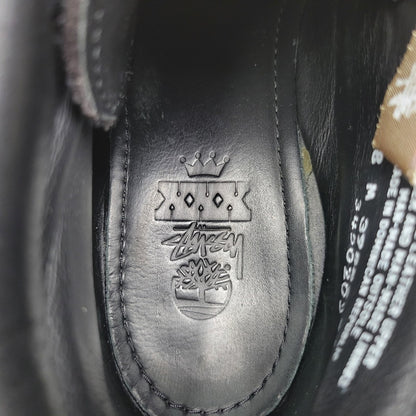 【中古品】【メンズ/レディース】 STUSSY×TIMBERLAND ステューシー×ティンバーランド 39585 30周年記念 4 EYELET CHUKKA BOOT フォー アイレット チャッカ ブーツ シューズ 靴 164-260306-cs-09-izu サイズ：US8 カラー：ブラック 万代Net店