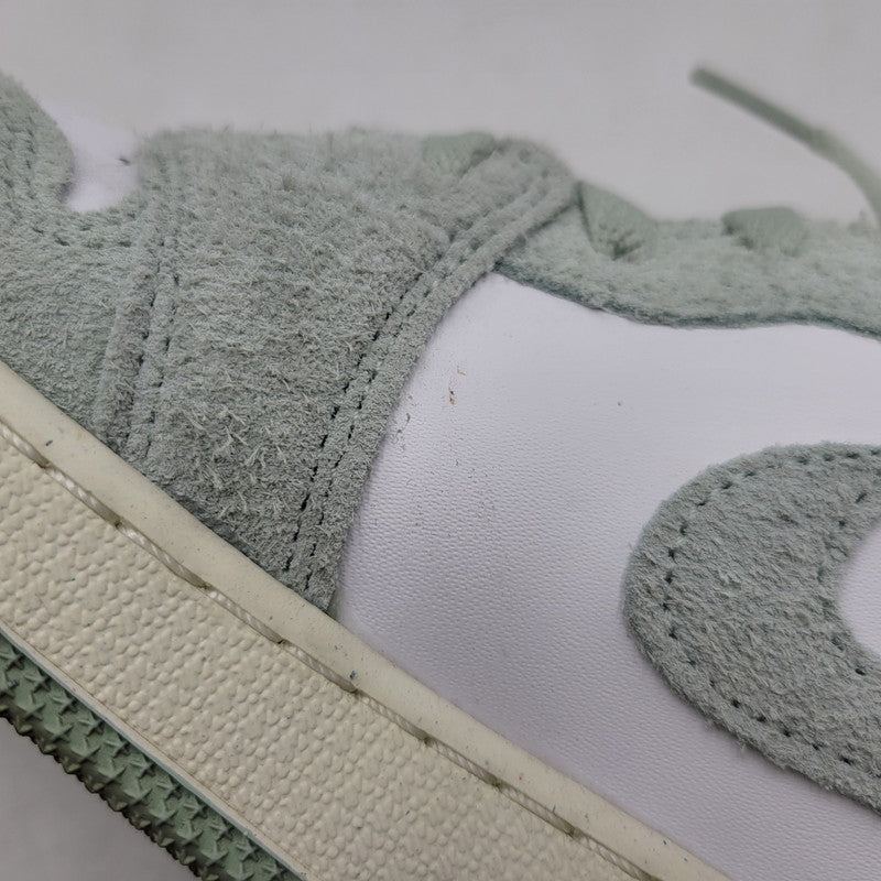 【中古品】【レディース】 NIKE GS ナイキ ジーエス FN9137-131 AIR JORDAN 1 LOW SE エア ジョーダン ワン ロー エスイー スニーカー シューズ 靴 166-260311-cs-22-izu サイズ：24cm カラー：WHITE/SEAFOAM-SAIL 万代Net店