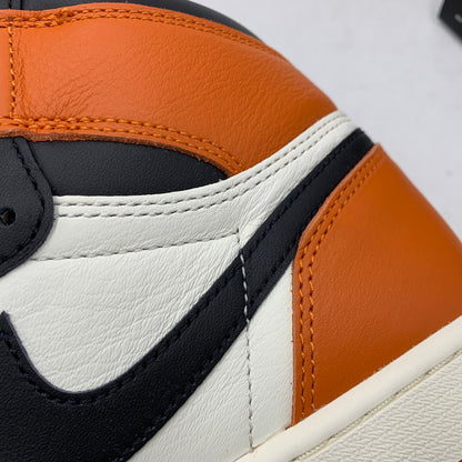 【中古美品】【メンズ】 DZ5485-008 AIR JORDAN エア ジョーダン 1 RETRO HIGH OG レトロ ハイ オージー SHATTERED BACKBOARD (2025) シャッタード バックボード スニーカー シューズ 靴 160-260308-ya-16-izu サイズ：26.5cm カラー：BLACK/BLACK-SAIL-STARFISH 万代Net店