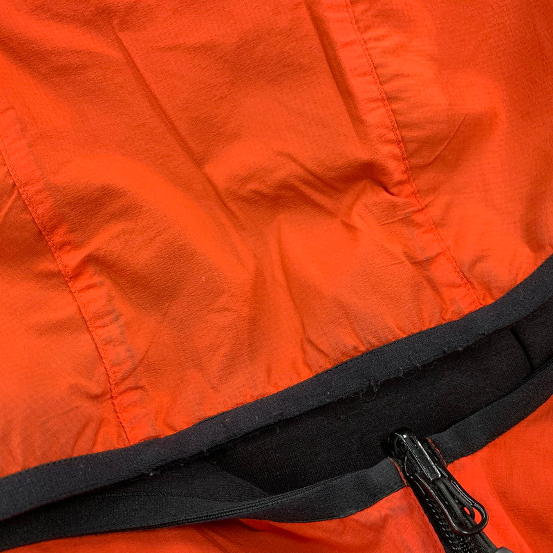 【中古品】【メンズ】 NT61984 REVERSIBLE TECH AIR HOODIE リバーシブル テック エアー フーディ アウター 144-260313-ya-09-izu サイズ：M カラー：BLACK×RED 万代Net店