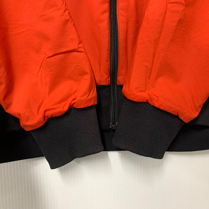 【中古品】【メンズ】 NT61984 REVERSIBLE TECH AIR HOODIE リバーシブル テック エアー フーディ アウター 144-260313-ya-09-izu サイズ：M カラー：BLACK×RED 万代Net店