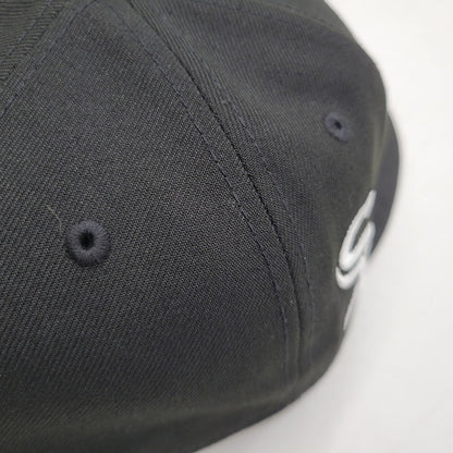 【中古品】【メンズ/レディース】 × MLB エムエルビー × NEW ERA ニューエラ TEAMS BOX LOGO CHICAGO WHITE SOX チーム ボックス ロゴ シカゴ ホワイトソックス 帽子 185-260307-kh-03-izu サイズ：7 1/2（59.6cm） カラー：ブラック 万代Net店