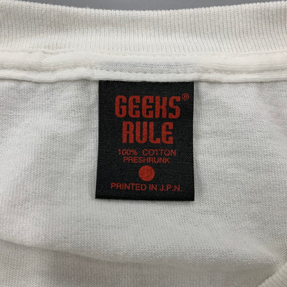 【中古美品】【メンズ】 GEEKS RULE ギークス ルール × CHAINSAW MAN THE MOVIE REZE チェンソーマン レゼ ARC 15 SILKSCREEN PRINTING T SHIRT VOL.03 シルクスクリーン プリント Tシャツ 142-260307-kh-09-izu サイズ：XXL カラー：ホワイト 万代Net店