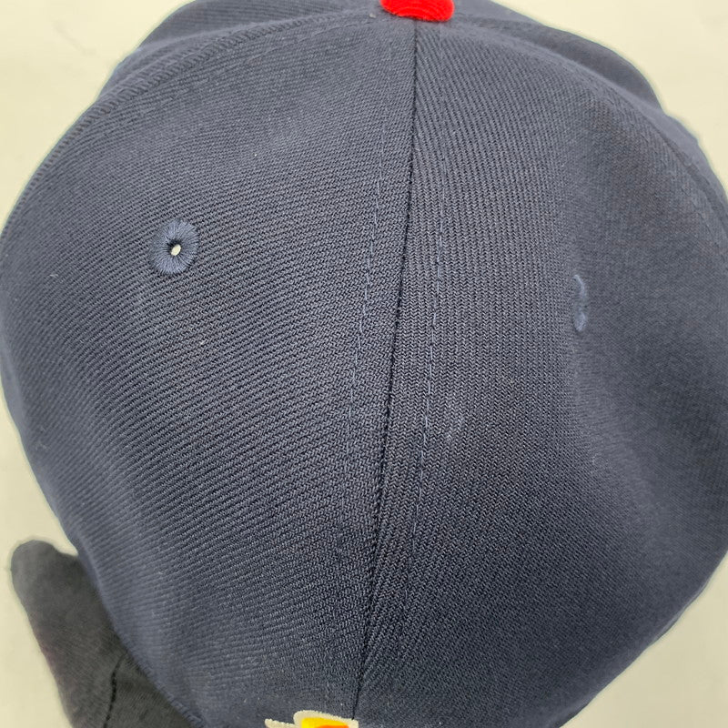 【中古美品】【メンズ/レディース】 NEW ERA × ATMOS ニューエラ×アトモス 59FIFTY WBC J LOGO SIDE FLAG ダブリュービーシー ジェイ ロゴ サイド フラッグ キャップ 帽子 185-260309-cs-14-izu サイズ：8/63.5cm カラー：ネイビー 万代Net店