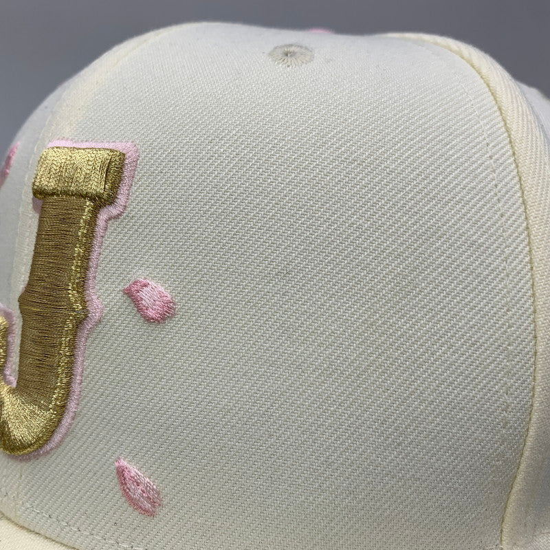 【中古品】【メンズ/レディース】 NEW ERA × THE CAP ニューエラ ザ キャップ 59FIFTY WORLD BASEBALL CLASSIC SAKURAFUBUKI ワールド ベースボール クラシック サクラフブキ キャップ 帽子 185-260309-cs-13-izu サイズ：8/63.5cm カラー：アイボリー 万代Net店