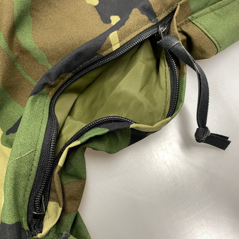 【中古品】【メンズ】 U.S.ARMY ユーエスアーミー ECWCS GEN1 GORE-TEX PARKA CAMO SP0100-96-D-4002 ゴアテックス パーカ カモ TENNESSEE APPAREL CORP.製 ジャケット 146-260309-as-01-izu サイズ：M-S カラー：マルチカラー 万代Net店