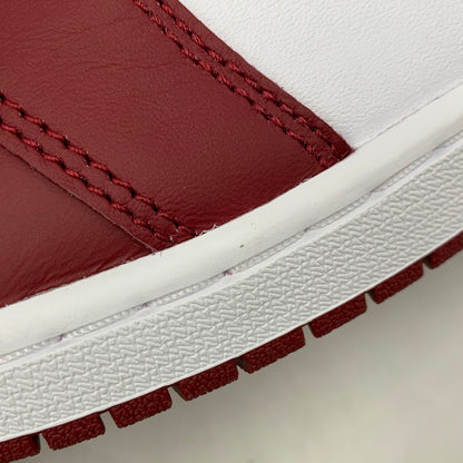 【中古美品】【メンズ】 DZ5485-160 AIR JORDAN 1 RETRO HIGH OG エアジョーダン ワン レトロ ハイ オージー スニーカー シューズ 靴 160-260309-cs-06-izu サイズ：28cm カラー：WHITE/TEAM RED 万代Net店