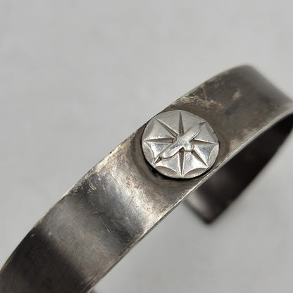 【現状渡し品】【メンズ】 GOD SUNS ゴッドサンズ PT900メタル付き 12mm 平打ちバングル アクセサリー 192-260310-as-15-izu カラー：シルバー 万代Net店