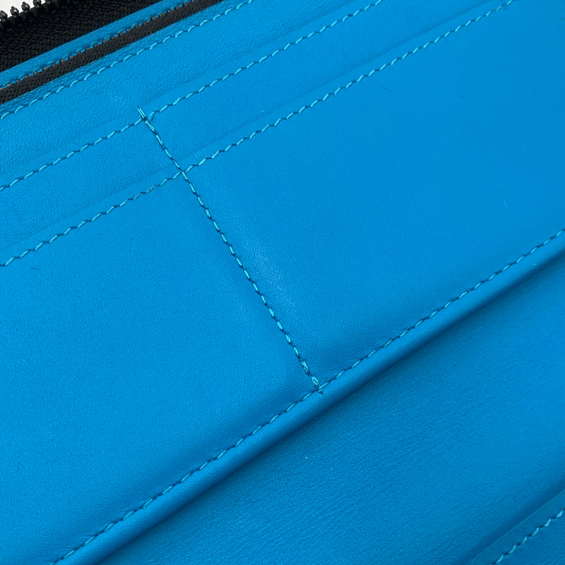 【中古品】【メンズ/レディース】 LOUIS VUITTON ルイ・ヴィトン M69048 ヴェルティカル トリヨンレザー ジッピーウォレット 財布 長財布 179-260311-cs-04-izu カラー：ターコイズ 万代Net店