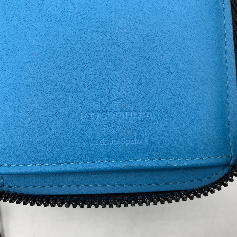 【中古品】【メンズ/レディース】 LOUIS VUITTON ルイ・ヴィトン M69048 ヴェルティカル トリヨンレザー ジッピーウォレット 財布 長財布 179-260311-cs-04-izu カラー：ターコイズ 万代Net店