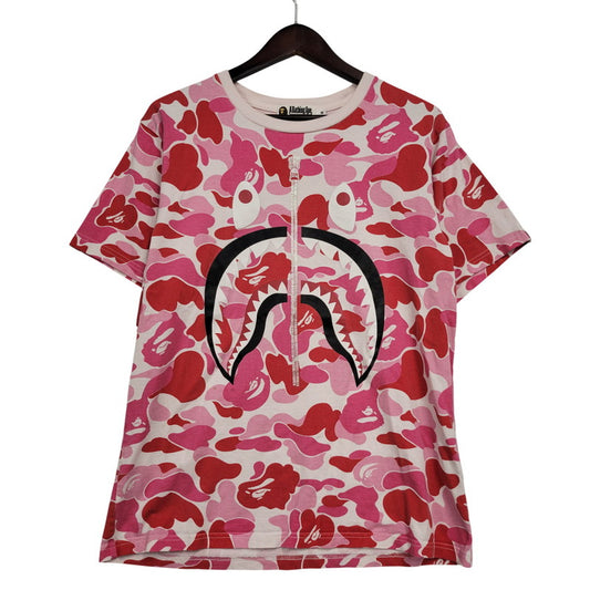 【中古品】【メンズ】 001CSK301004M BIG ABC CAMO SHARK TEE ビッグ エービーシー カモ シャーク Tシャツ トップス 半袖 142-260317-cs-05-izu サイズ：M カラー：ピンク 万代Net店