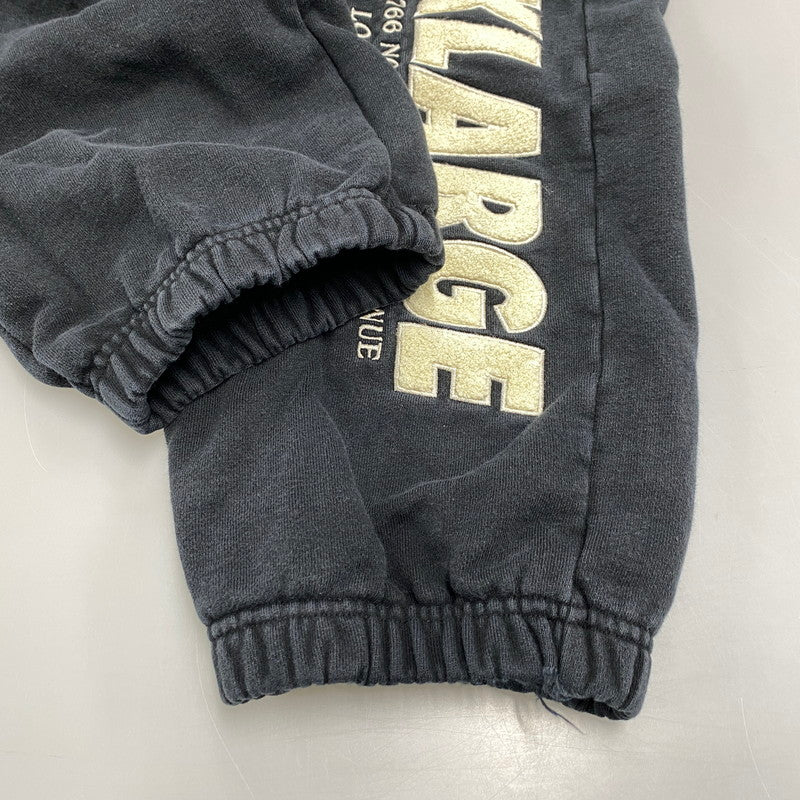 【中古品】【メンズ】 101243031016 CHENILLE LOGO SWEAT PANTS シェニール ロゴ スウェットパンツ ボトムス 153-260319-kh-02-izu サイズ：XL カラー：ブラック 万代Net店