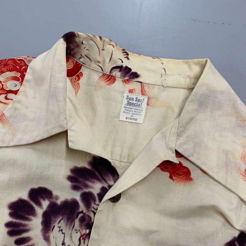 【中古品】【メンズ】 SPECIAL EDITION スペシャルエディション 唐獅子牡丹 KARAJISHI BOTAN SS SHIRT ショートスリーブ シャツ トップス 145-260314-kh-02-izu カラー：ベージュ系 万代Net店