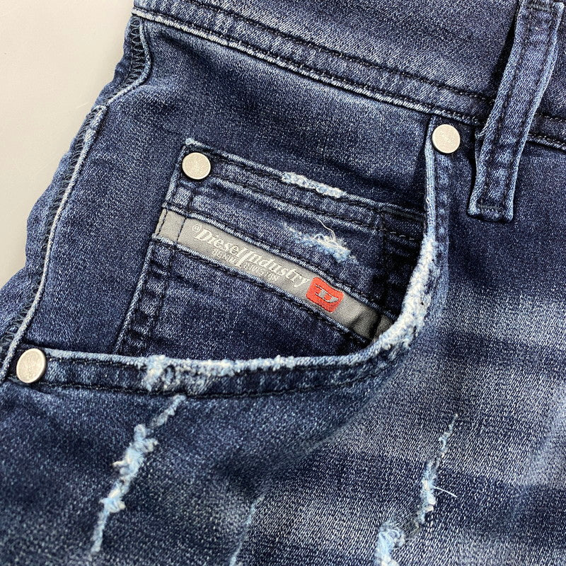【現状渡し品】【メンズ】 069CU KROOLEY-CB DAMAGE JOGG JEANS ダメージ ジョグ ジーンズ ボトムス 152-260319-yn-04-izu サイズ：28 カラー：インディゴ 万代Net店