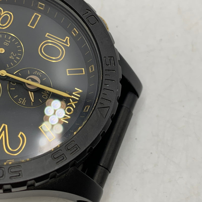 【中古品】【メンズ/レディース】 NIXON ニクソン 51-30 CHRONO CHRONOGRAPH QUARTZ クロノグラフ クォーツ 腕時計 時計 197-260603-kh-05-izu カラー：ブラック×ゴールド 万代Net店