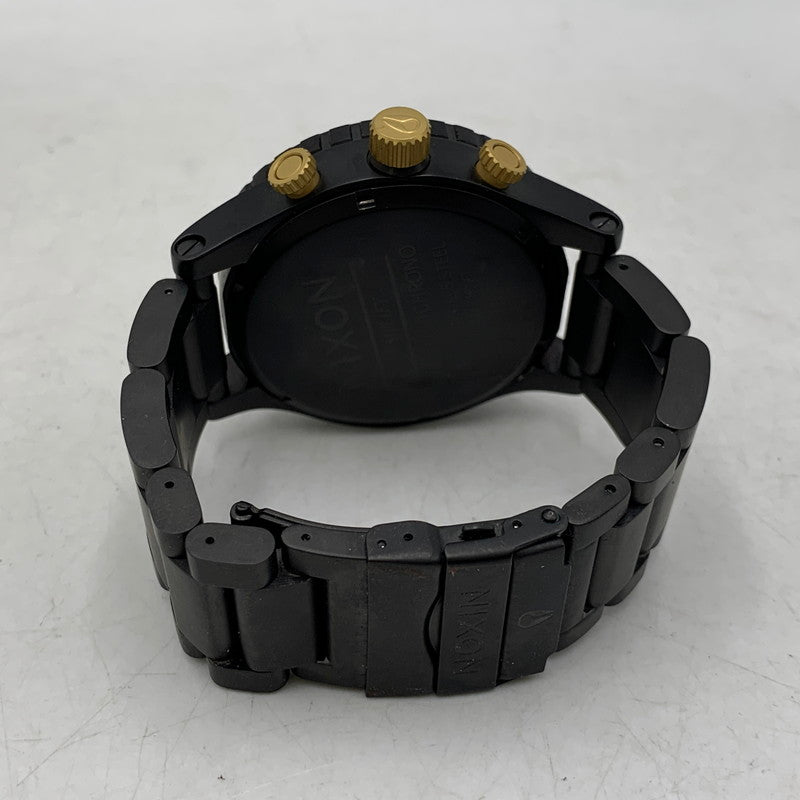 【中古品】【メンズ/レディース】 NIXON ニクソン 51-30 CHRONO CHRONOGRAPH QUARTZ クロノグラフ クォーツ 腕時計 時計 197-260603-kh-05-izu カラー：ブラック×ゴールド 万代Net店