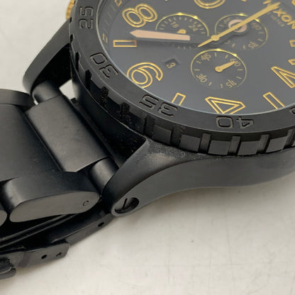 【中古品】【メンズ/レディース】 NIXON ニクソン 51-30 CHRONO CHRONOGRAPH QUARTZ クロノグラフ クォーツ 腕時計 時計 197-260603-kh-05-izu カラー：ブラック×ゴールド 万代Net店