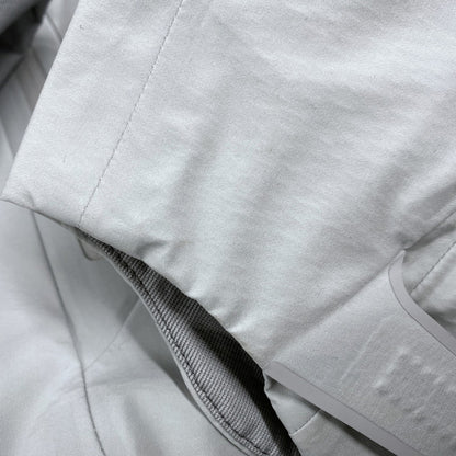 【中古美品】【メンズ】 DESCENTE ALLTERRAIN デサント オルテライン DU5FWBA2M HARD SHELL JACKET ハードシェル ジャケット アウター 144-260316-kh-03-izu サイズ：O カラー：アイスグレー 万代Net店