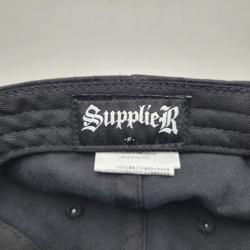 【中古品】【メンズ/レディース】 SUPPLIER サプライヤー BLADE LOGO 6 PANEL ロゴ 6パネル キャップ CAP 帽子 185-260319-kh-15-izu サイズ：F カラー：ブラック 万代Net店