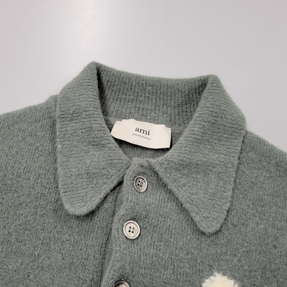 【中古品】【メンズ】 AMI アミ UPL325.KN0032 HEART LOGO JACQUARD KNIT ハート ロゴ ジャガード ニット トップス 141-260316-yn-08-izu サイズ：L カラー：グリーン 万代Net店
